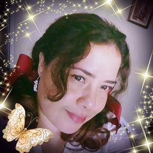 Meet your Posher, Monica